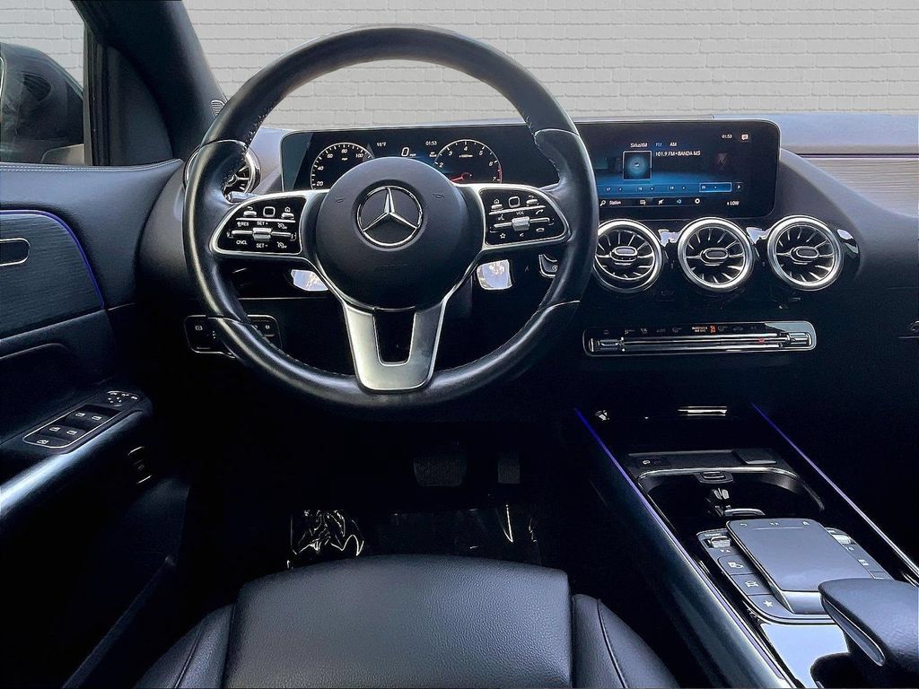 Used 2023 Mercedes-Benz GLA 250 w/ Premium Package image 8