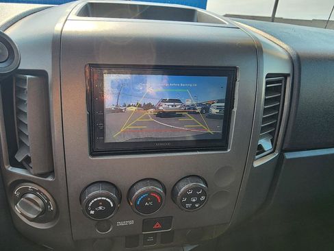Used 2014 Nissan Titan S AWD/4WD image 19