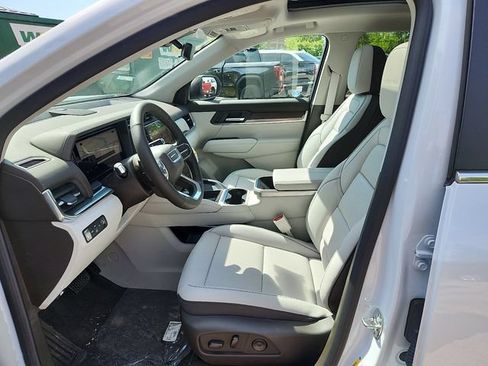 New 2026 GMC Terrain Denali AWD/4WD image 9