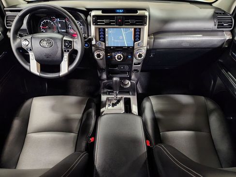 Used 2020 Toyota 4Runner SR5 Premium image 46