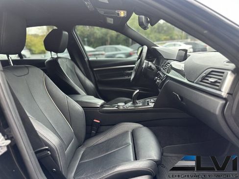 Used 2017 BMW 340i xDrive Sedan image 18