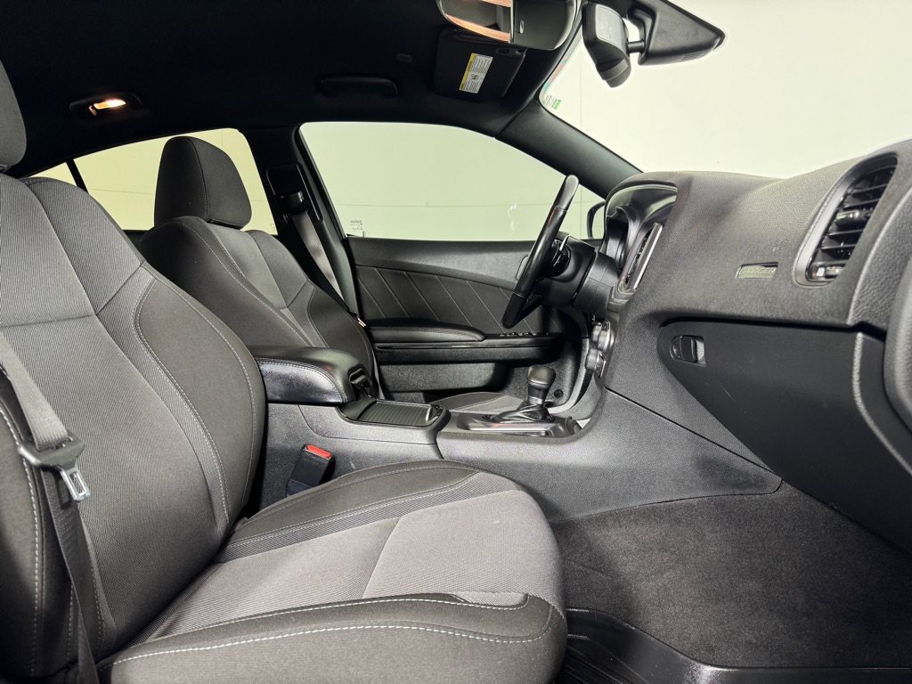 Used 2021 Dodge Charger SXT w/ Blacktop Package AWD/4WD image 24