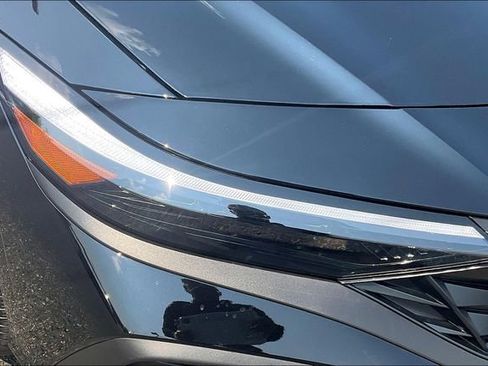 New 2025 Hyundai Elantra Sport image 29