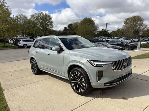 New 2026 Volvo XC90 B6 Plus w/ Protection Package Premier image 1