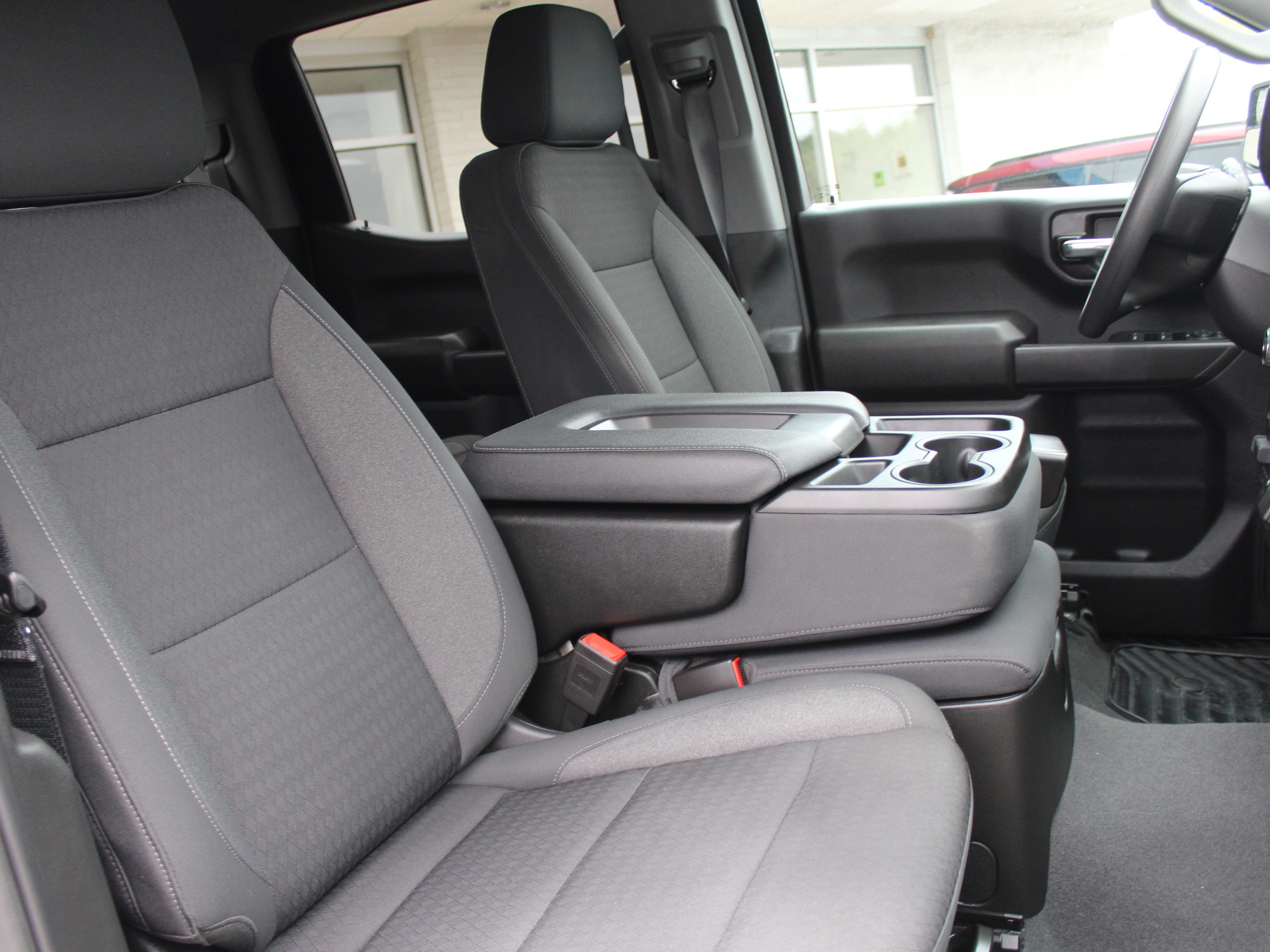 Certified 2024 Chevrolet Silverado 1500 Custom Trail Boss w/ LPO, Dark Essentials Package AWD/4WD image 29