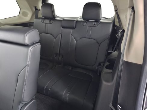 Used 2025 Honda Pilot Elite image 37