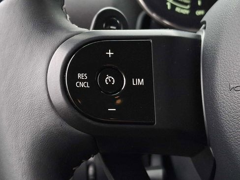Certified 2023 MINI Cooper Clubman S AWD/4WD image 18