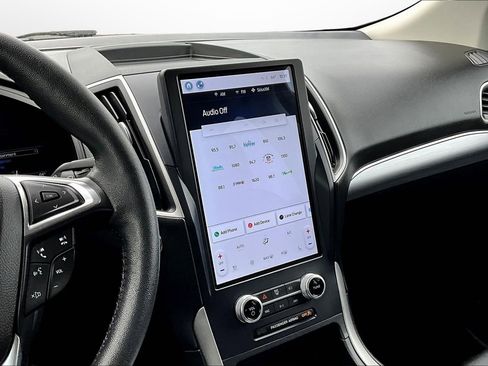 Used 2022 Ford Edge SEL w/ Convenience Package image 6