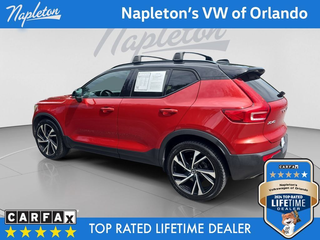 Used 2020 Volvo XC40 T5 R-Design w/ Protection Package Premier AWD/4WD image 3