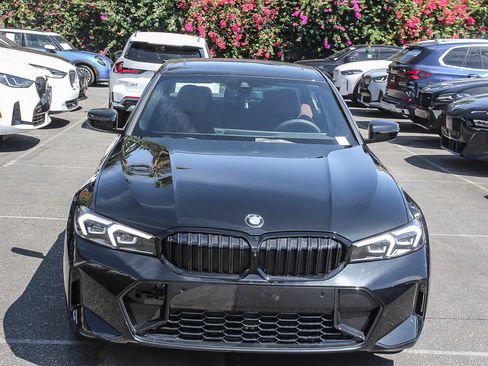 New 2026 BMW 330i Sedan w/ M Sport Package RWD image 2