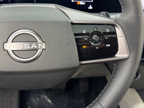 Used 2025 Nissan Murano Platinum image 23