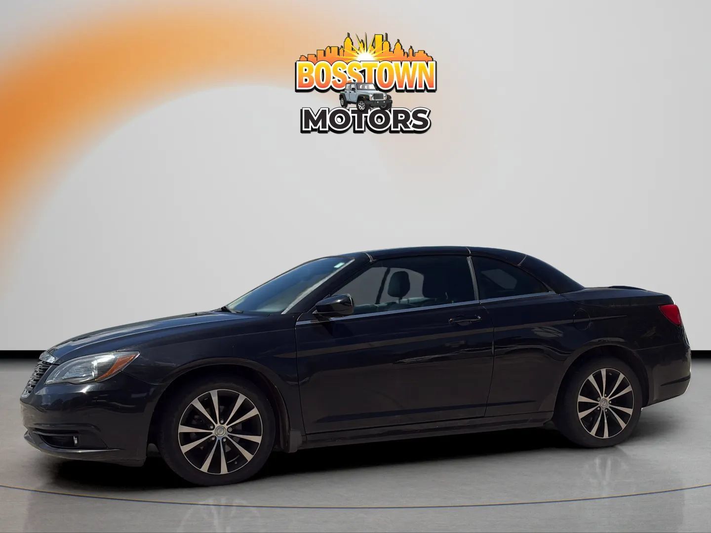 Used 2013 Chrysler 200 S FWD image 2