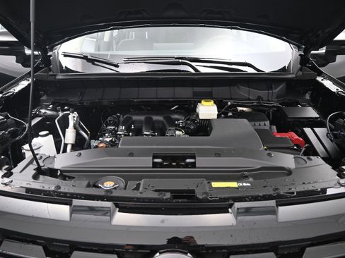 New 2026 Nissan Pathfinder Platinum w/ Cargo Package FWD image 23
