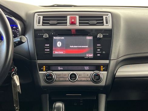 Used 2016 Subaru Outback 2.5i Premium image 19