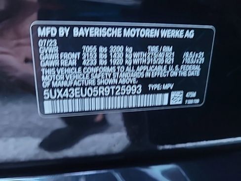 Used 2024 BMW X5 xDrive50e w/ Executive Package image 18