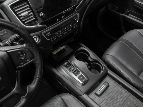 Used 2022 Honda Pilot TrailSport image 59