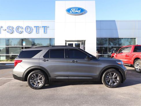 Certified 2023 Ford Explorer XLT w/ Equipment Group 202A image 14