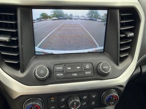 Used 2019 GMC Acadia SLT FWD image 7