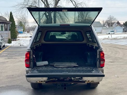 Used 2007 Chevrolet Silverado 1500 LT w/ Crew Cab Value Package image 26
