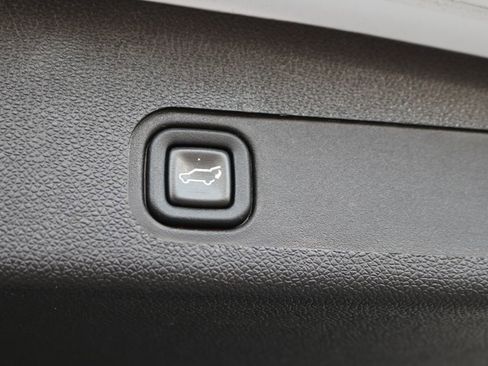 Used 2014 Chevrolet Tahoe LT w/ Luxury Package image 27