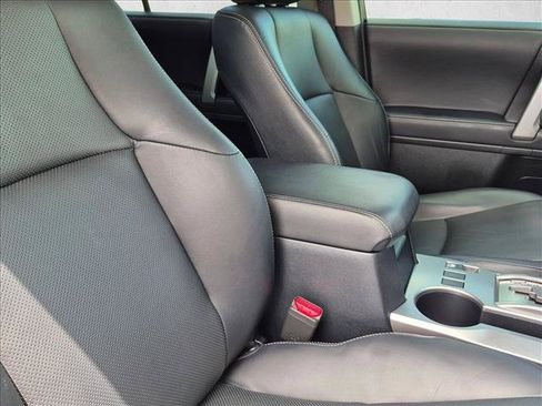 Used 2024 Toyota 4Runner Limited AWD/4WD image 21