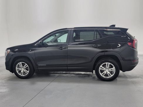 Used 2022 GMC Terrain SLE image 5
