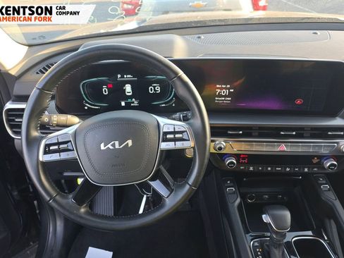 Used 2025 Kia Telluride S AWD/4WD image 6