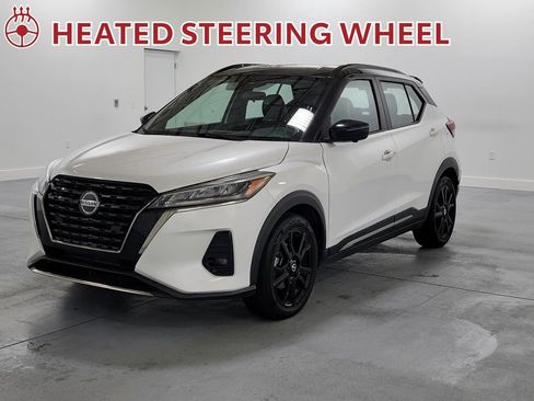 Used 2021 Nissan Kicks SR w/ SR Premium Package image 5