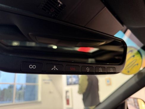 Used 2023 Genesis G70 2.0T w/ Sport Prestige Package image 21