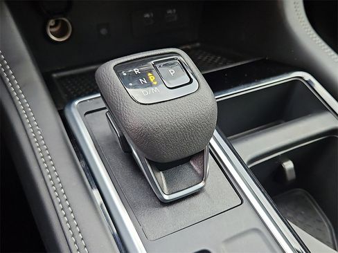 Certified 2025 Nissan Pathfinder Platinum w/ Cargo Package image 16