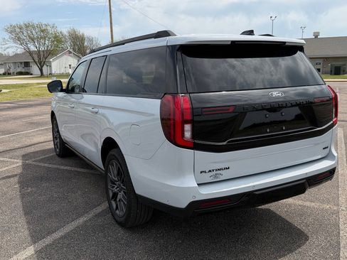 Certified 2025 Ford Expedition Max Platinum w/ Stealth Performance Package AWD/4WD image 10