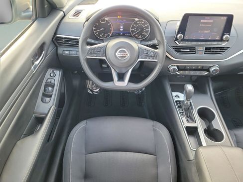 Certified 2022 Nissan Altima 2.5 SV image 17