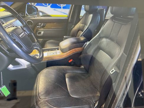 Used 2018 Land Rover Range Rover Supercharged AWD/4WD image 16