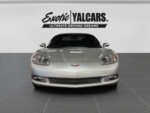 Used 2007 Chevrolet Corvette Convertible w/ Preferred Equipment Group RWD image 8