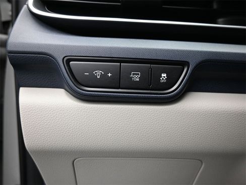 Certified 2025 Kia Carnival EX image 32