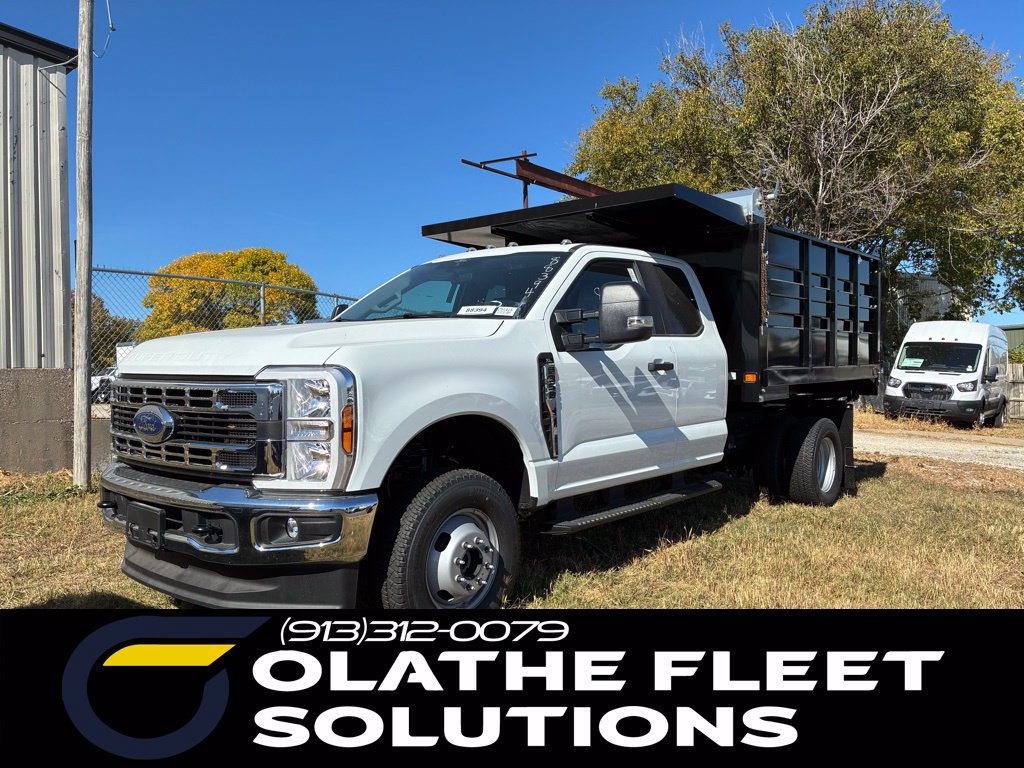 New 2025 Ford F350 XL w/ XL Chrome Package AWD/4WD image 1