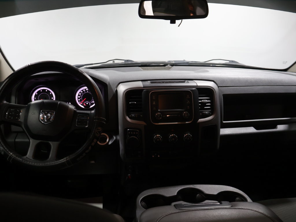 Used 2015 RAM 1500 Express w/ Black Ram 1500 Express Group AWD/4WD image 17