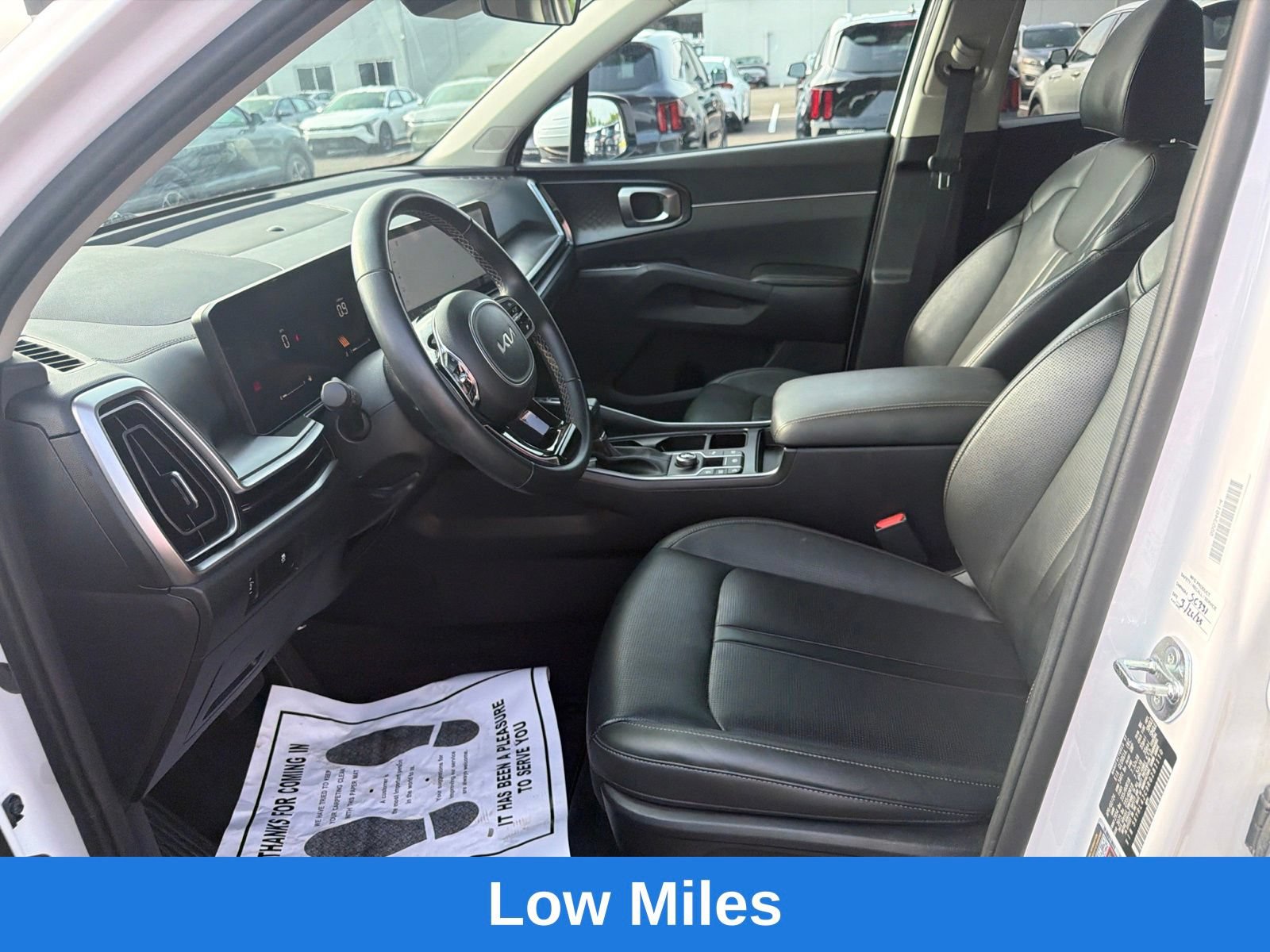 Used 2024 Kia Sorento S FWD image 14