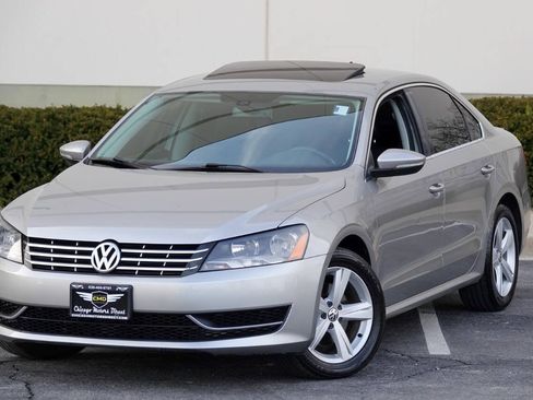 Used 2012 Volkswagen Passat TDI SE FWD image 35