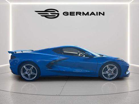 Used 2025 Chevrolet Corvette Stingray Preferred Cpe w/ Z51 Performance Package RWD image 9