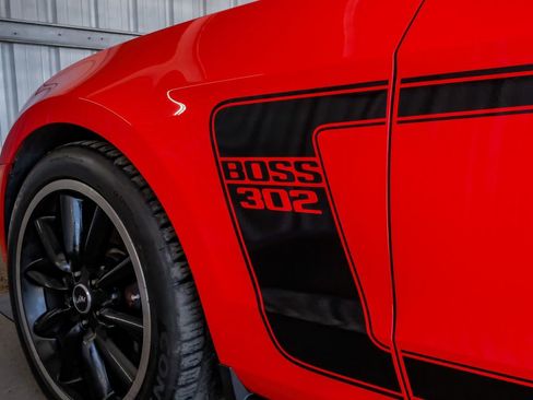 Used 2012 Ford Mustang Boss 302 w/ Boss 302 Accessory Pkg image 43
