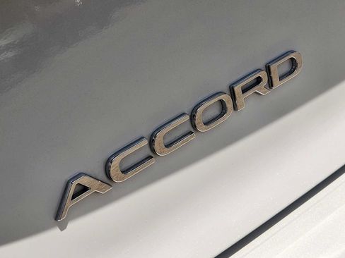 Used 2025 Honda Accord LX image 11