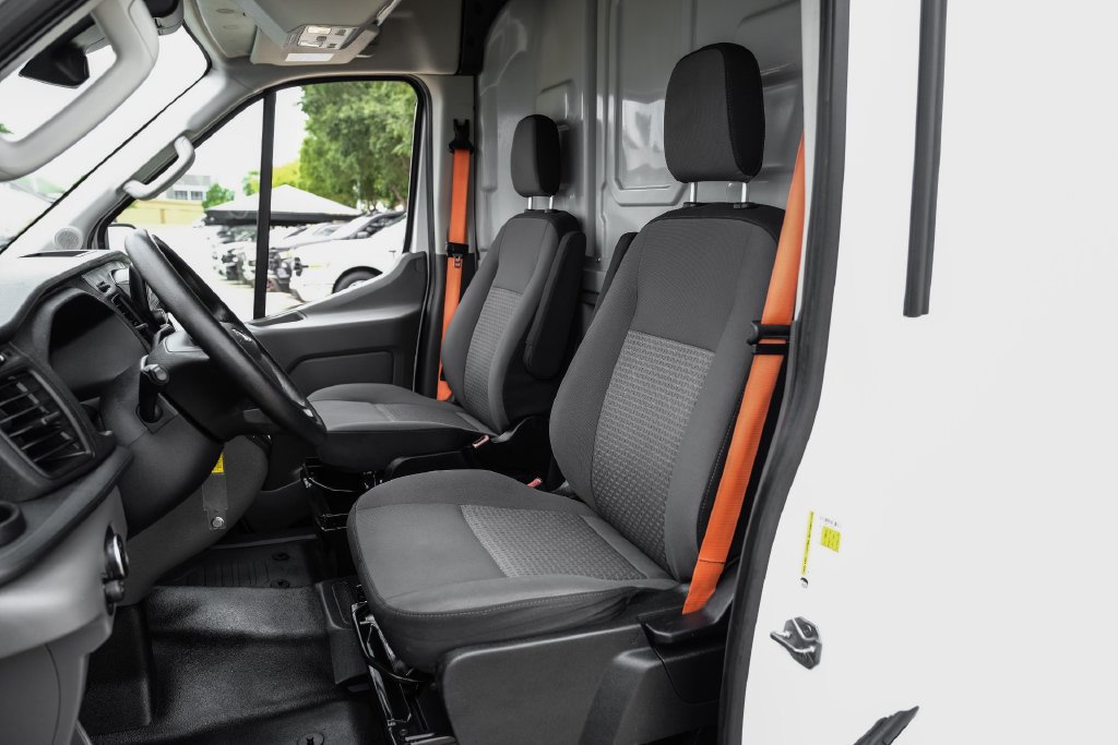 Used 2024 Ford Transit 250 148 High Roof Extended w/ Load Area Protection Package RWD image 33