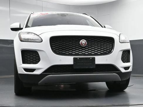 Used 2019 Jaguar E-PACE S image 24