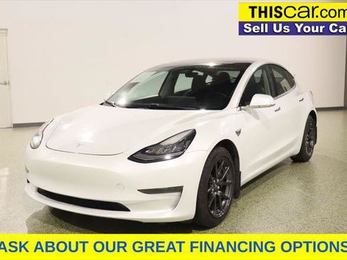 Used 2020 Tesla Model 3 Standard Range Plus RWD image 3
