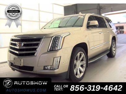 Used 2017 Cadillac Escalade ESV Luxury