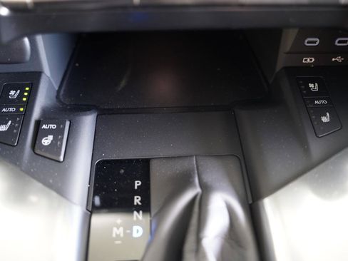 Used 2025 Lexus LX 600 4WD w/ Appearance Package image 24