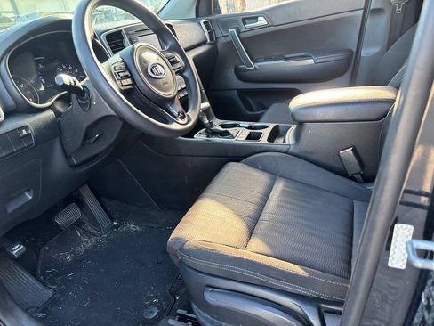 Used 2017 Kia Sportage LX AWD/4WD image 8