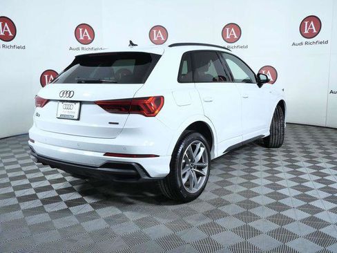 Used 2025 Audi Q3 2.0T Premium w/ Convenience Package AWD/4WD image 8