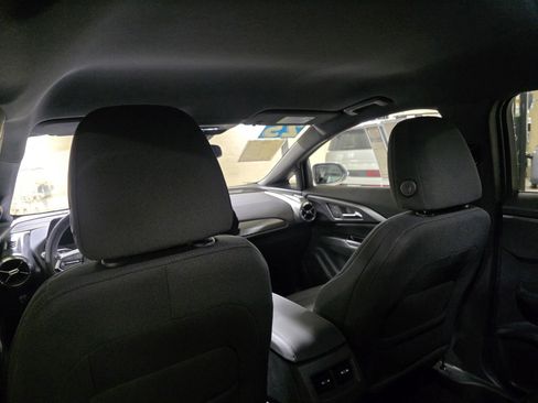 Used 2025 Chevrolet Equinox EV LT image 19